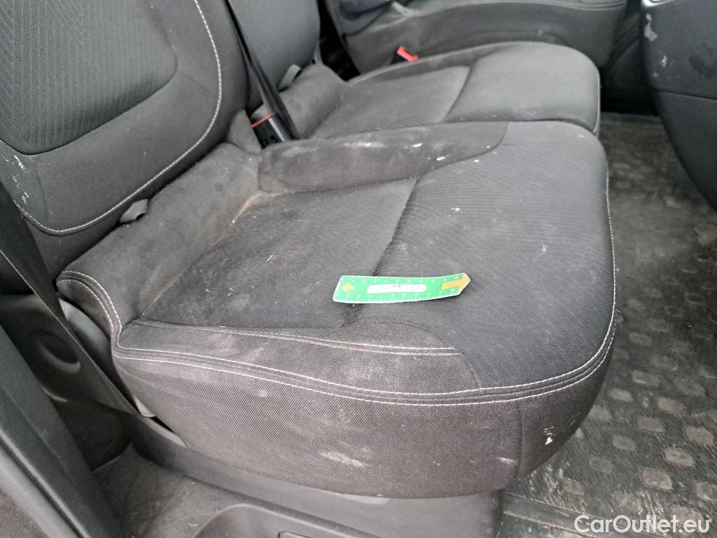  Renault  Trafic  Fourgon L1H1 1200 Confort 1.6 dCi 120CV BVM6 E6dT #47