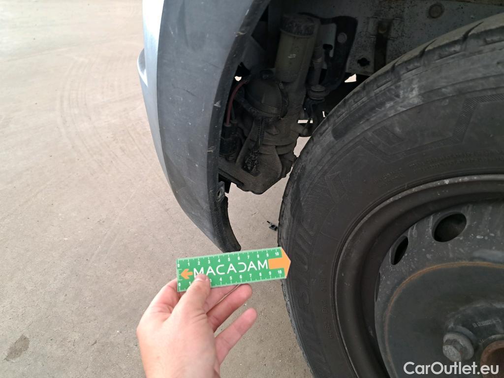  Renault  Master  Fourgon L2H2 3 5 Grand Confort dCi 130CV BVM6 E6 #57