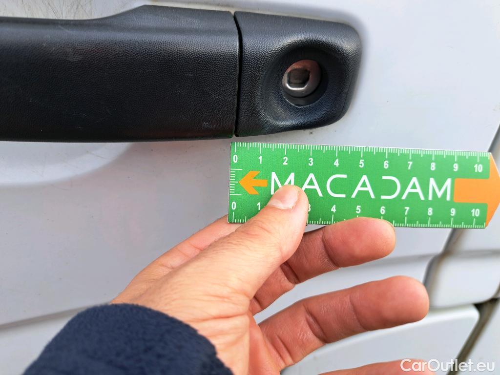  Renault  Master  III Fourgon L3H2 3 5 Grand Confort dCi 145CV BVM6 E6 #16