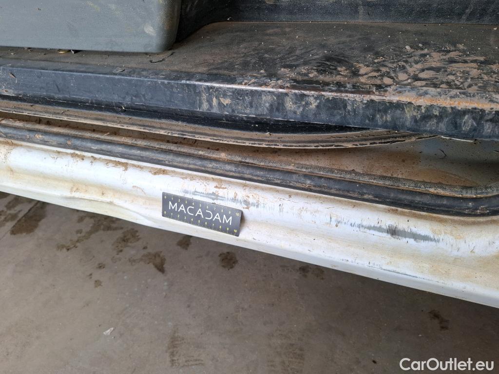  Renault  Master  III Fourgon L2H2 3 5 Grand Confort dCi 130CV BVM6 7 Sieges E6 #32