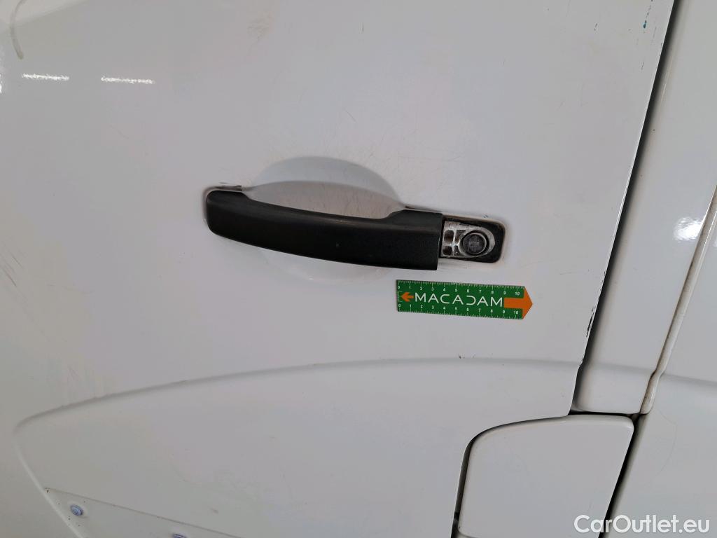  Renault  Master  Fourgon L2H2 3 5 Grand Confort dCi 130CV BVM6 E6 #120