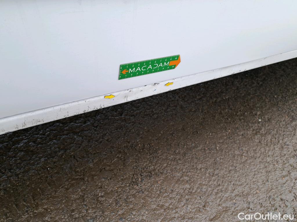  Renault  Master  III Fourgon L3H2 3 5 Grand Confort dCi 145CV BVM6 E6 #10