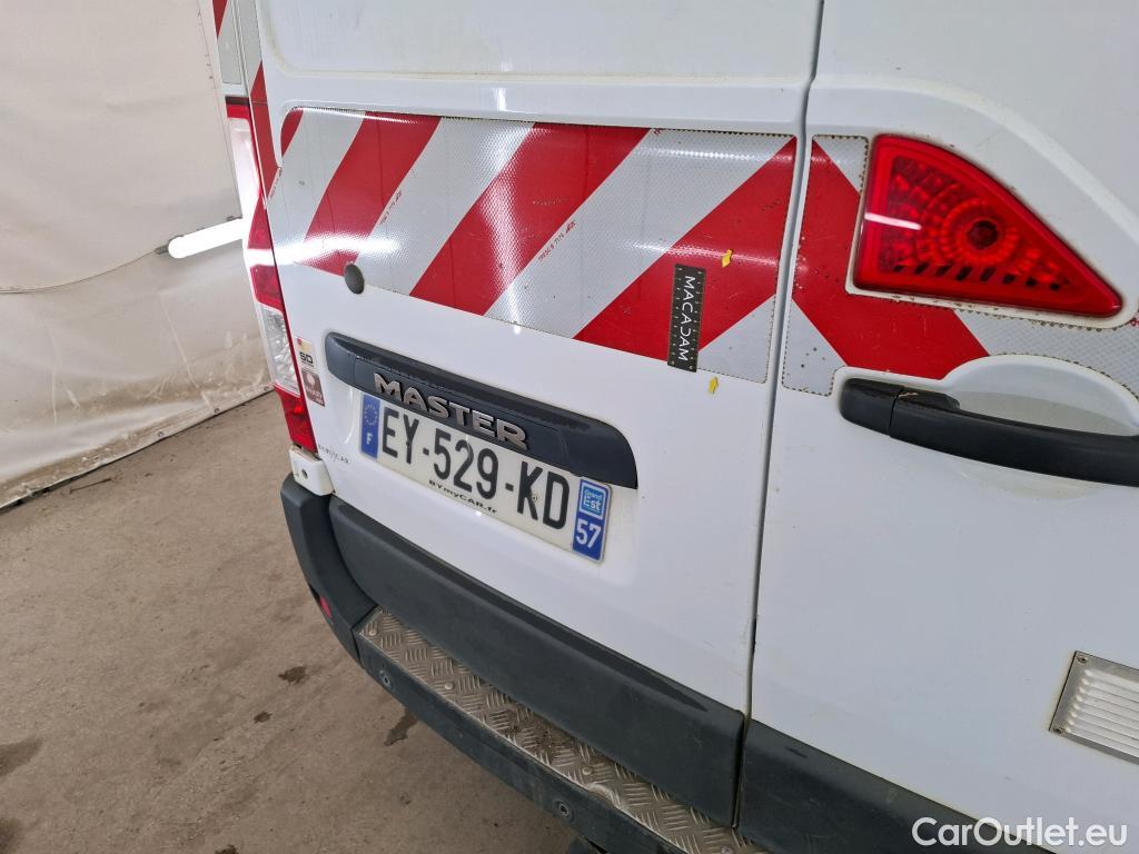  Renault  Master  III Fourgon L2H2 3 5 Grand Confort dCi 130CV BVM6 7 Sieges E6 #40