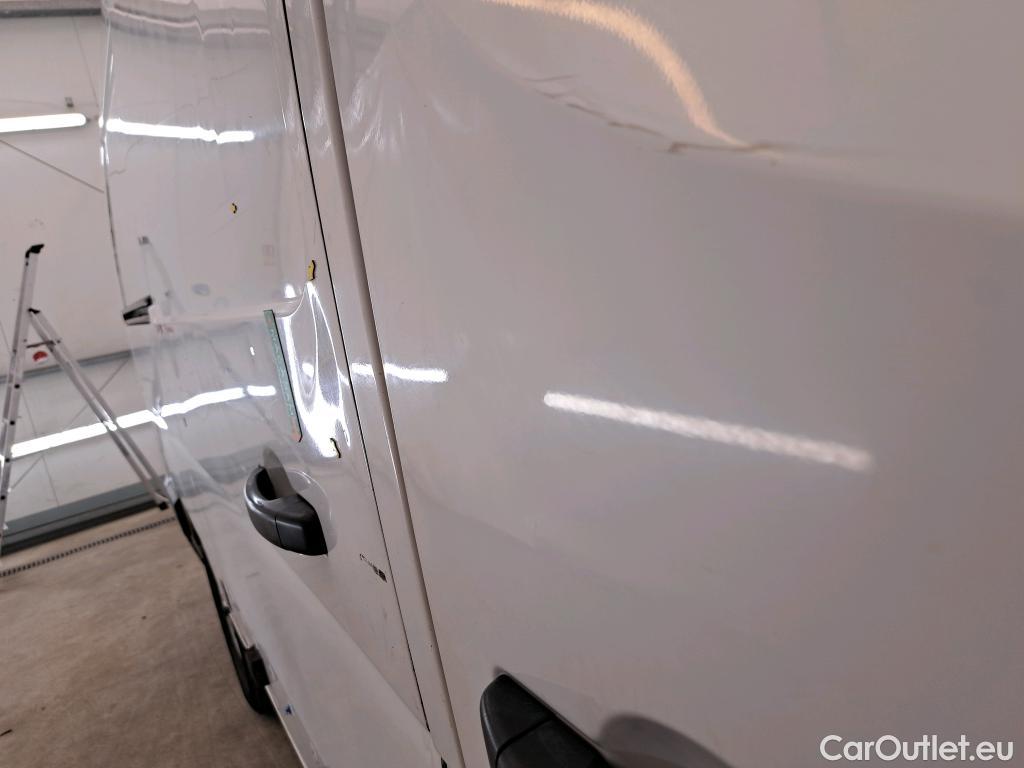  Renault  Master  Fourgon L2H2 3 5 Grand Confort dCi 130CV BVM6 E6 #24