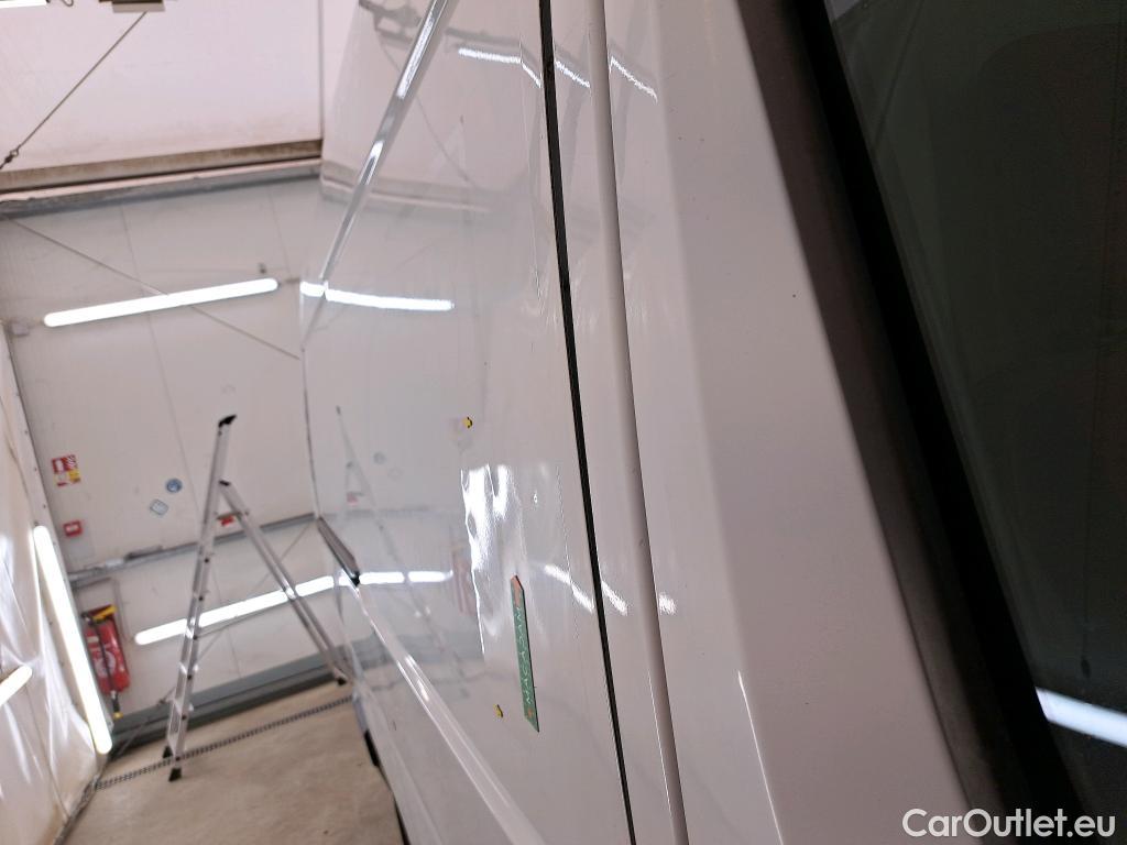  Renault  Master  Fourgon L2H2 3 5 Grand Confort dCi 130CV BVM6 E6 #26