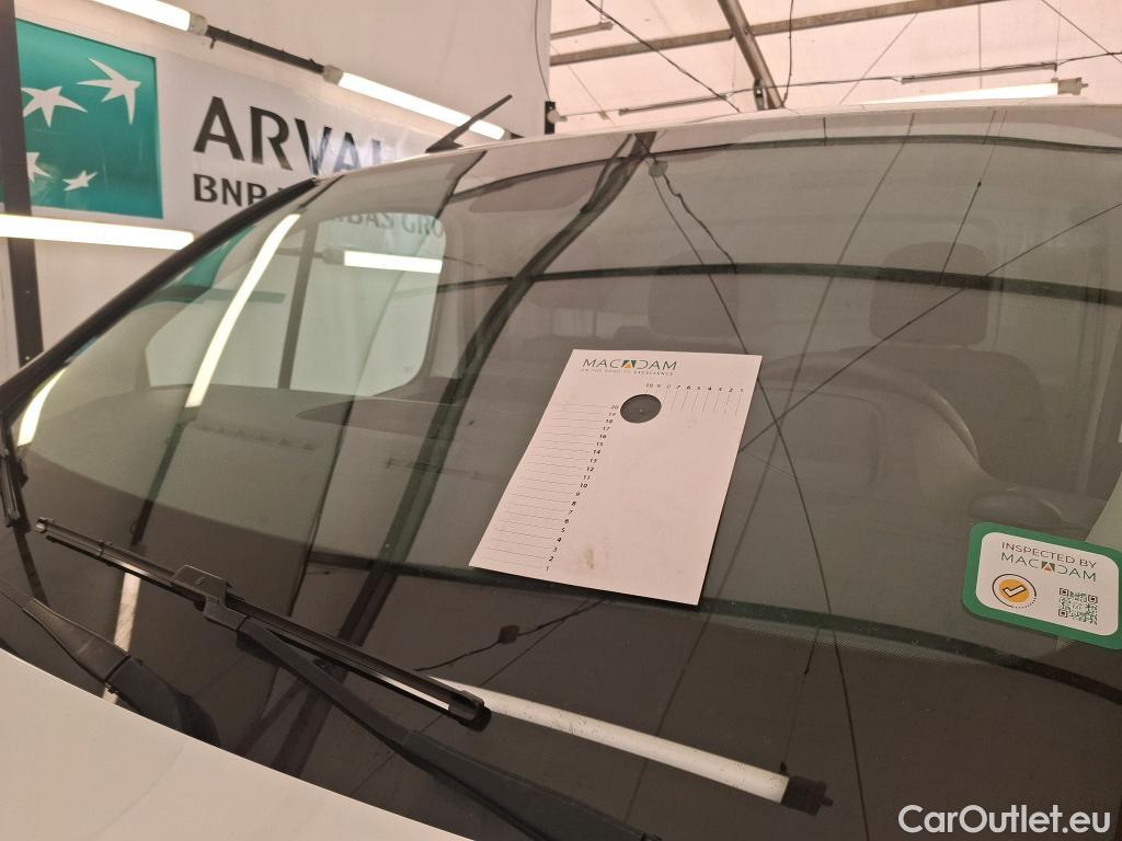  Renault  Trafic RENAULT  / 2021 / 4P / Fourgon tôlé FG CF L2H1 3T Blue dCi 130 #13