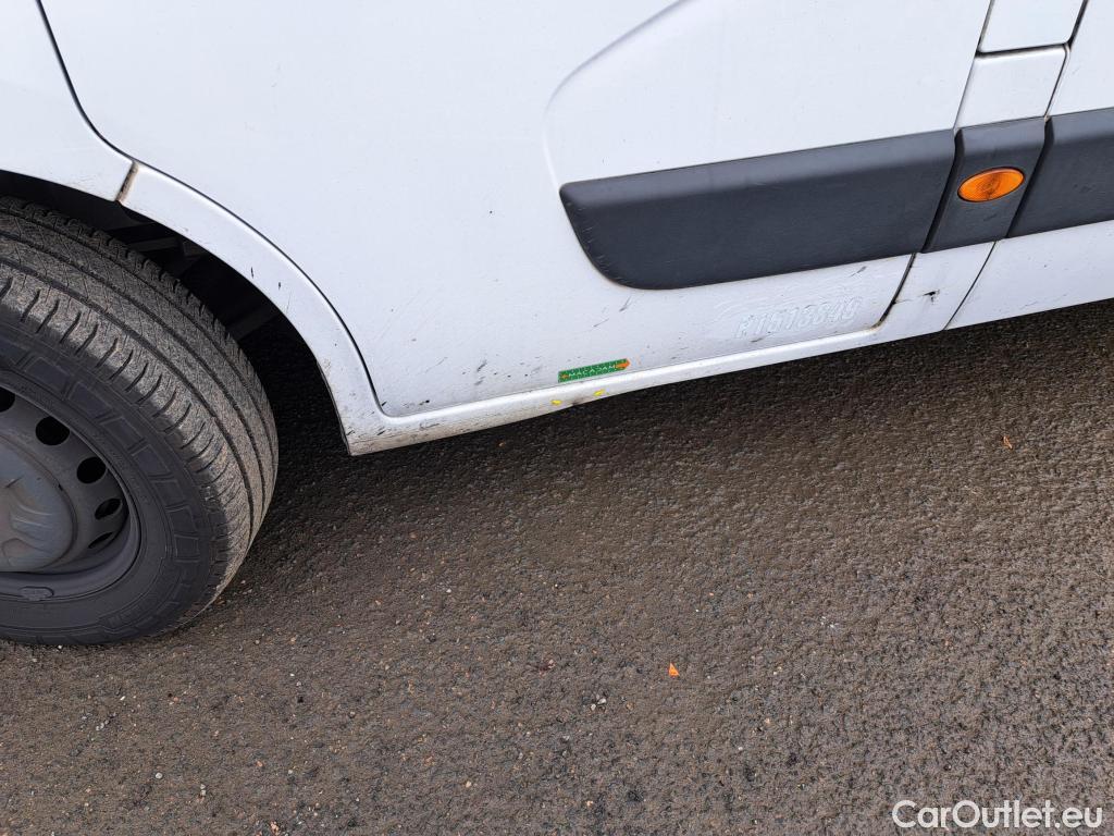  Renault  Master  III Fourgon L3H2 3 5 Grand Confort dCi 145CV BVM6 E6 #13