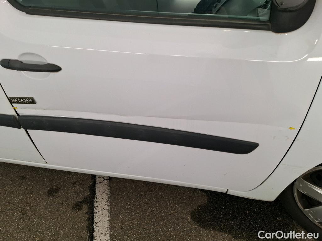  Renault  Kangoo  Express Extra (Série Spéciale) 1.5 dCi 75CV BVM5 E6 #2