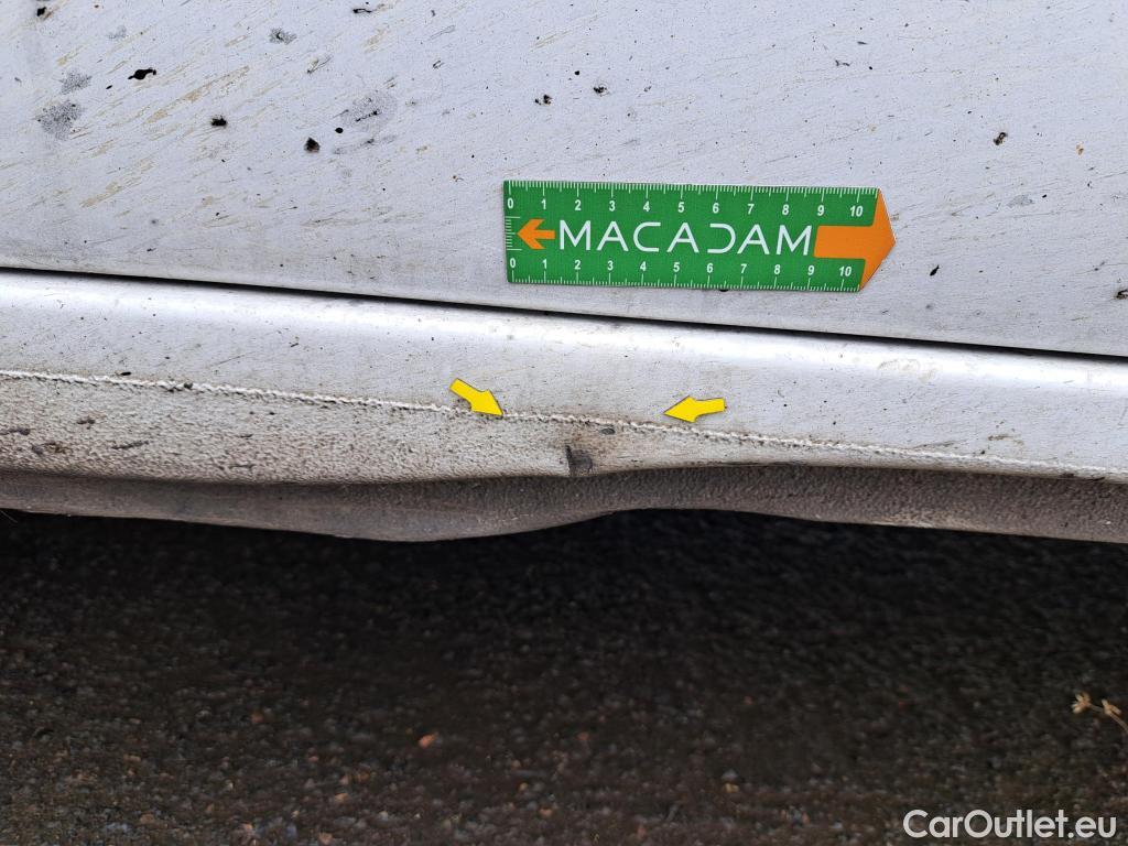  Renault  Master  III Fourgon L3H2 3 5 Grand Confort dCi 145CV BVM6 E6 #11