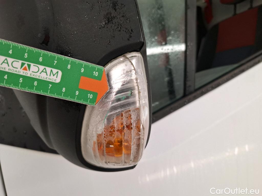  Renault  Master RENAULT  VU 4p Fourgon FG GCf TracF3500 L2H2 Energy dCi135 #24