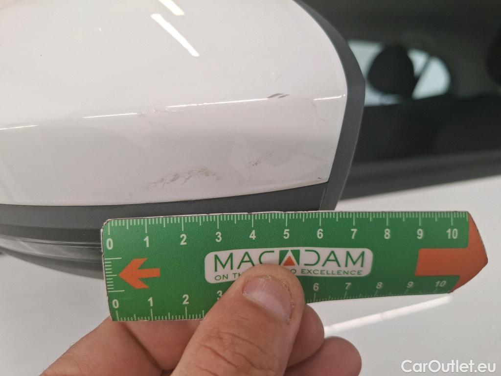  Renault  Megane RENAULT Mégane Société / 2020 / 5P / Berline / VU Air Nav 2P Blue dCi 115 -21B #26