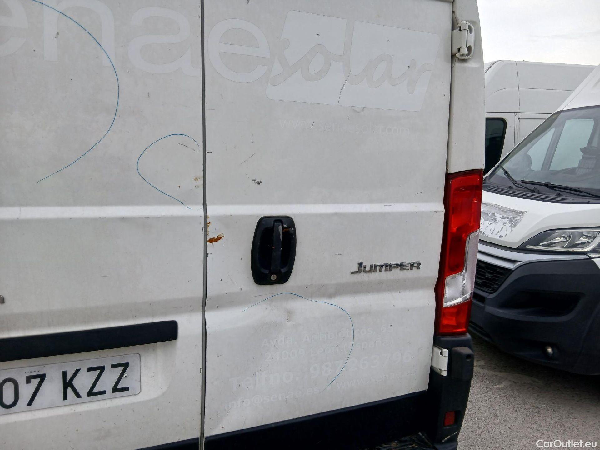  Citroen  Jumper CITROEN  / 2014 / 4P / furgón BlueHDi 96KW (130CV) Furgón 35L2H2 #40