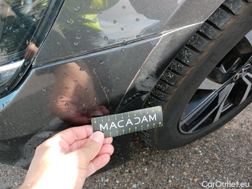  Volkswagen  Passat VOLKSWAGEN  / 2019 / 5P / familiar Variant Executive 2.0 TDI 110kW DSG #27