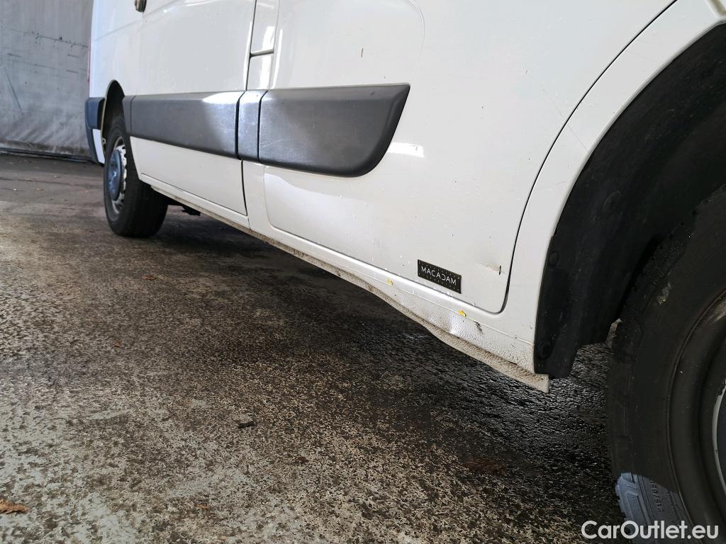  Renault  Master RENAULT  / 2014 / 4P / Fourgon tôlé &FG GCf Trac F3300 L1H1 dCi 110 Euro6 #20