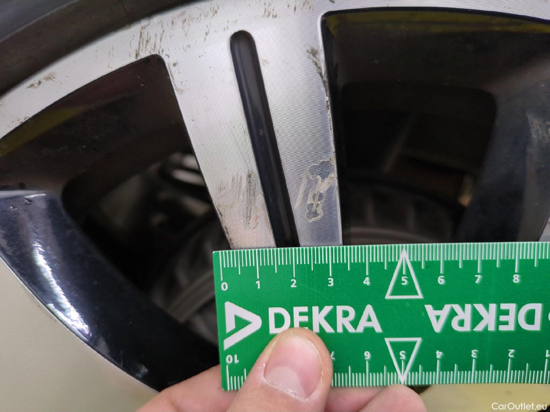  Renault  Captur  5p Crossover Business dCi 90 / TRANSFO VP/VF #23