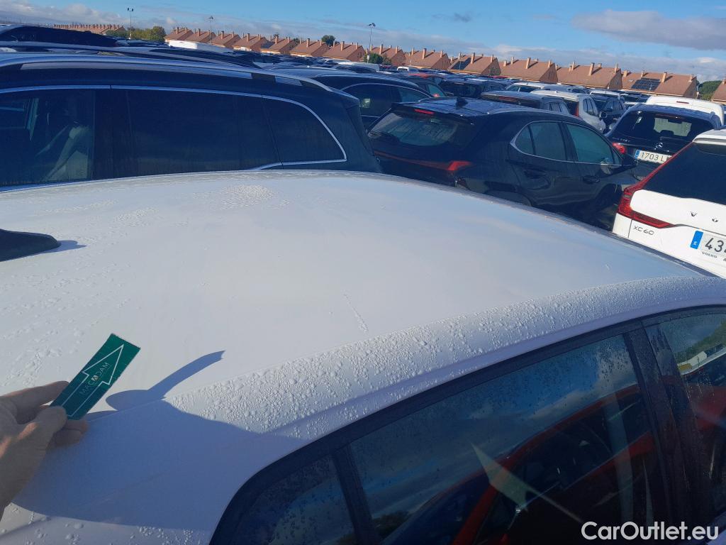  Volkswagen  Golf  VOLKSWAGEN / 2020 / 5P / berlina con portón 2.0 TDI 85kW (115CV) #4