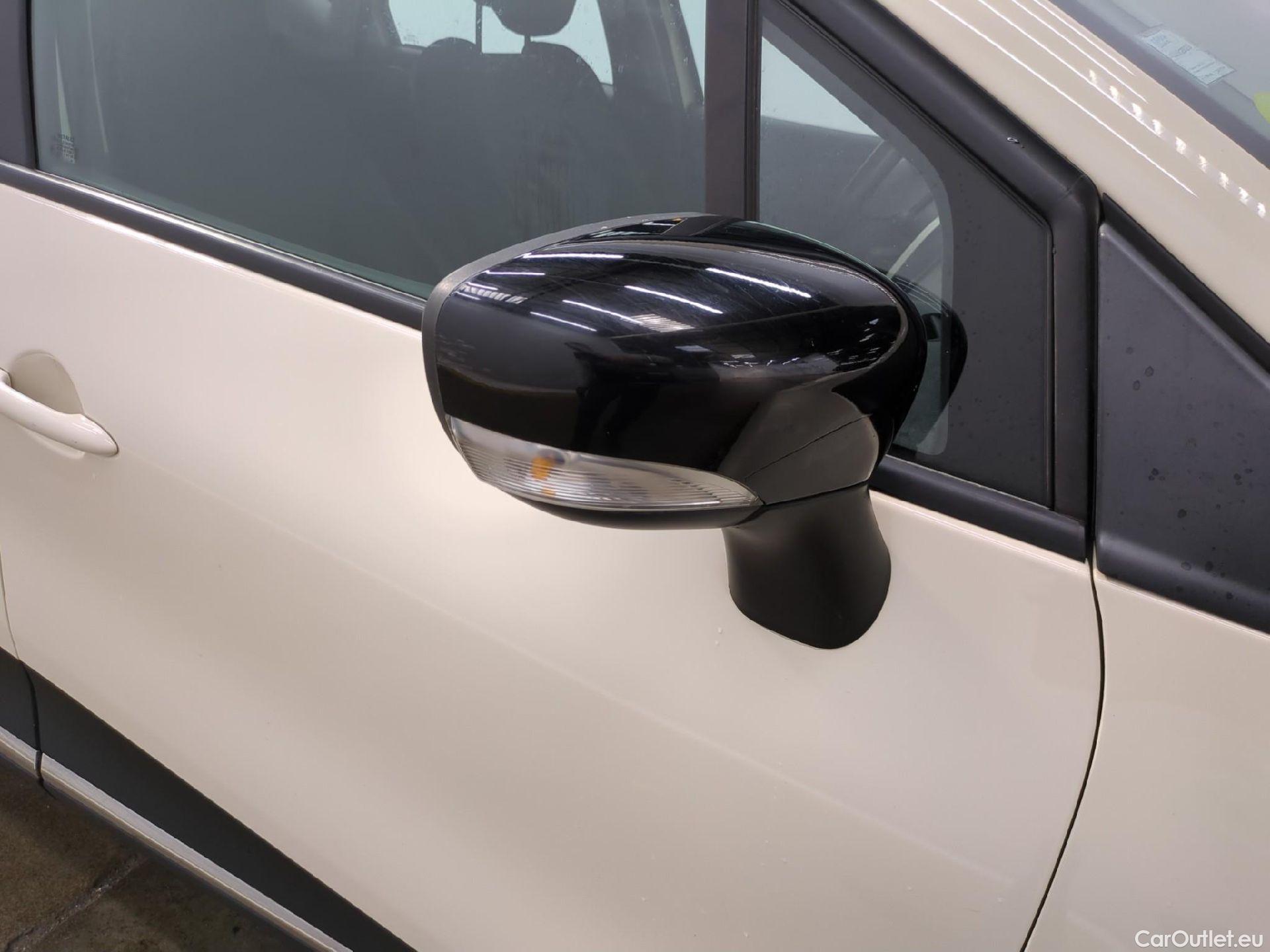  Renault  Captur  5p Crossover Business dCi 90 / TRANSFO VP/VF #2