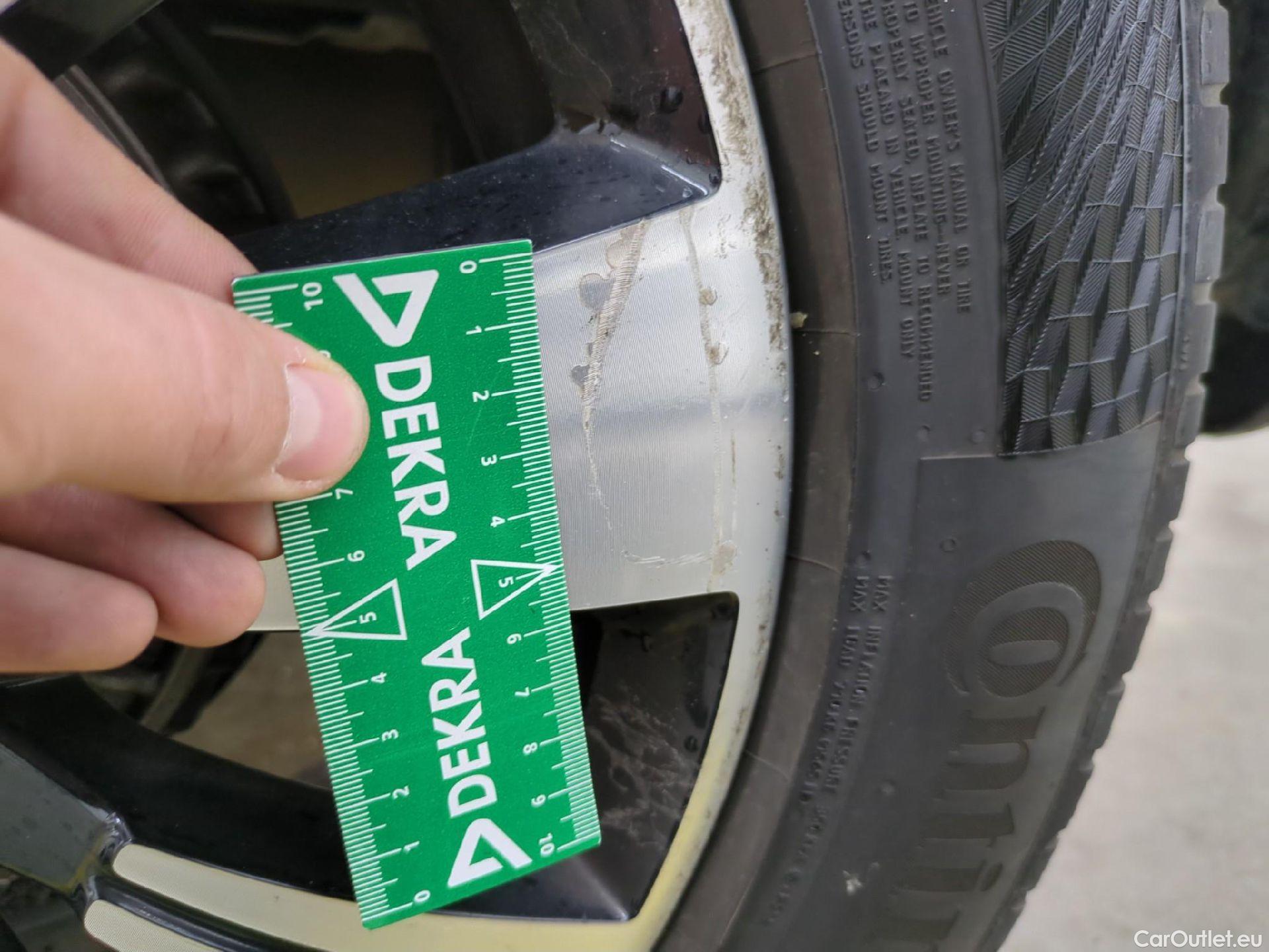  Renault  Captur  5p Crossover Business dCi 90 / TRANSFO VP/VF #25