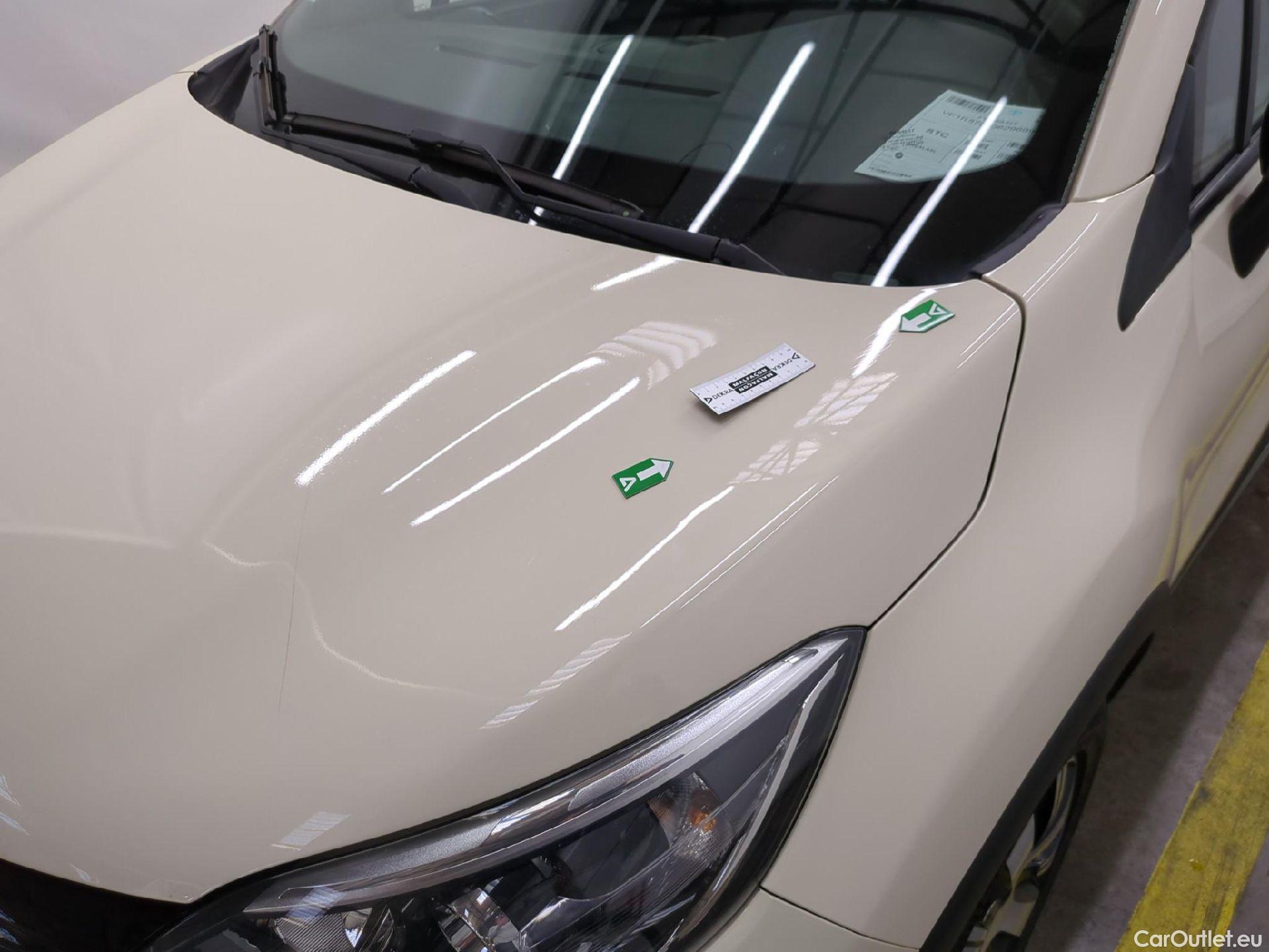  Renault  Captur  5p Crossover Business dCi 90 / TRANSFO VP/VF #48