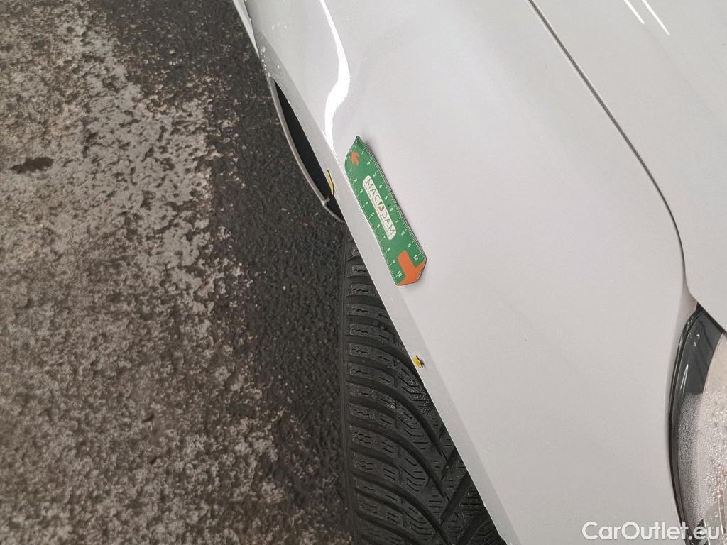  Renault  Megane  IV Berline 5pt. Société Air 1.5 dCi 90CV BVM6 E6 #43