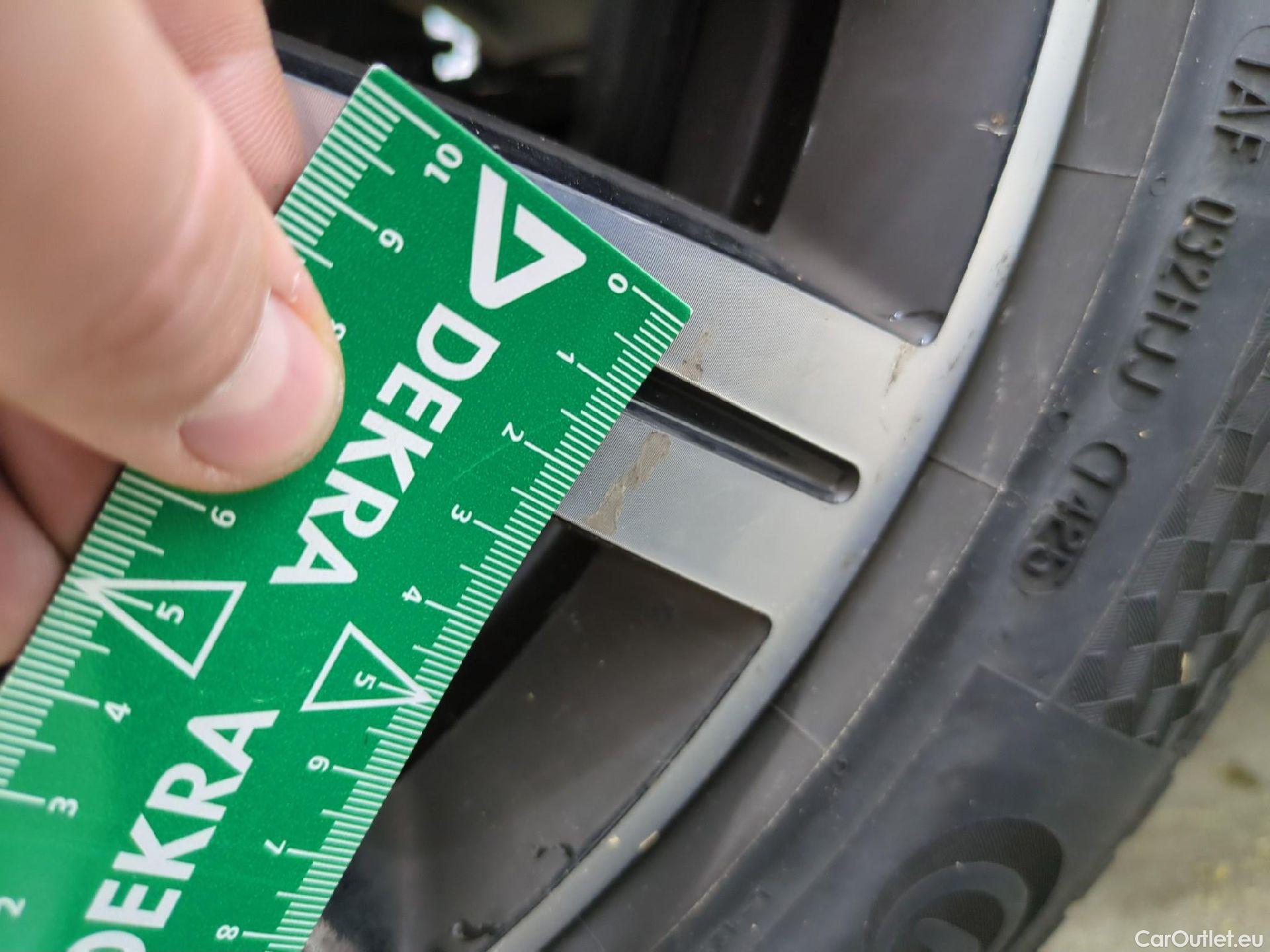  Renault  Captur  5p Crossover Business dCi 90 / TRANSFO VP/VF #30