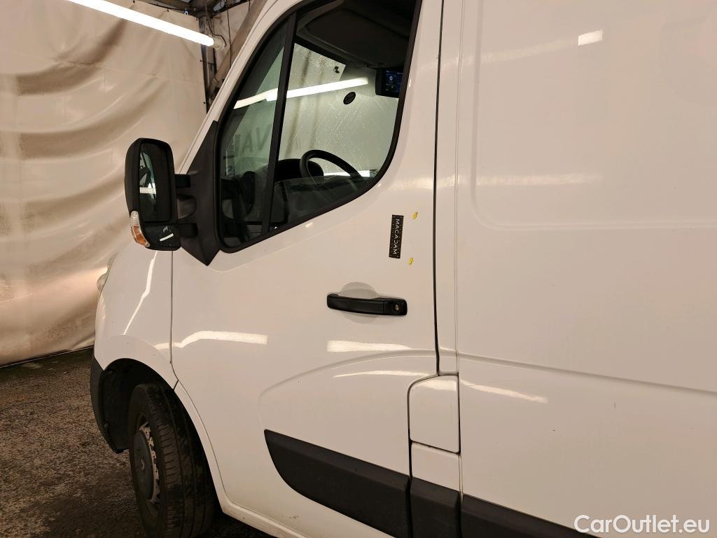  Renault  Master RENAULT  / 2014 / 4P / Fourgon tôlé &FG GCf Trac F3300 L1H1 dCi 110 Euro6 #12