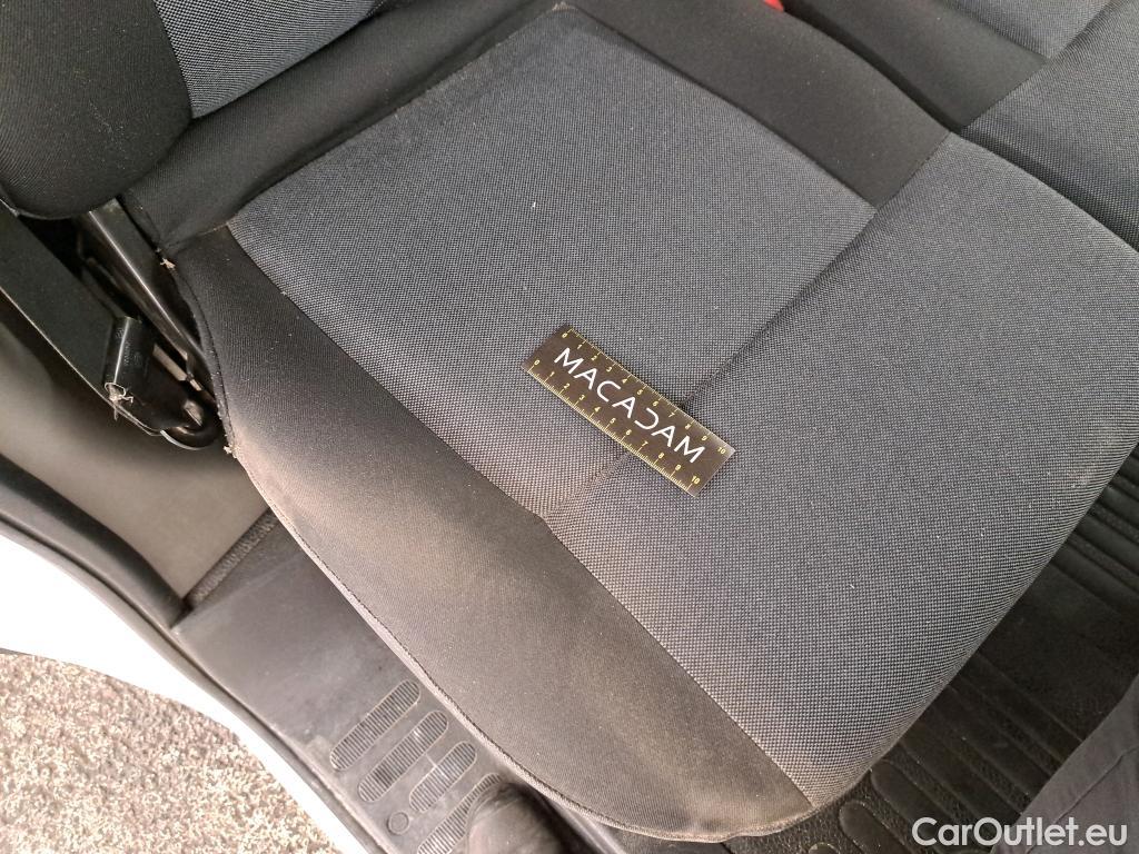  Renault  Master RENAULT  / 2014 / 4P / Fourgon tôlé &FG GCf Trac F3300 L1H1 dCi 110 Euro6 #37