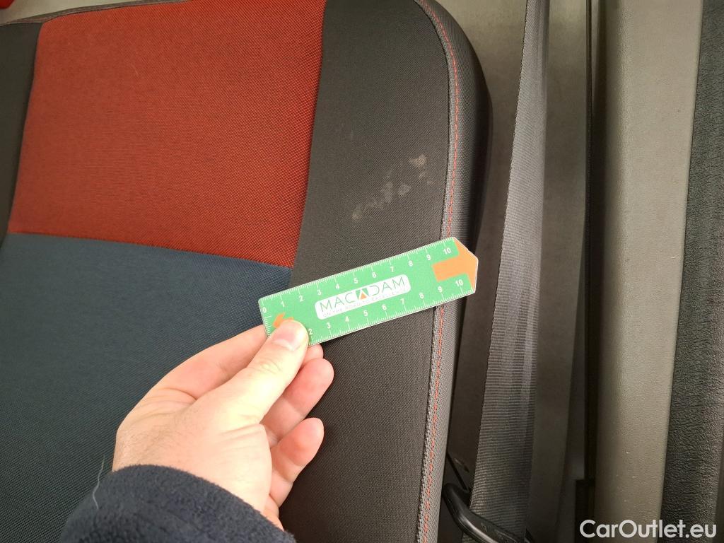  Renault  Master RENAULT  VU 4p Fourgon FG GCf TracF3500 L2H2 Energy dCi135 #28