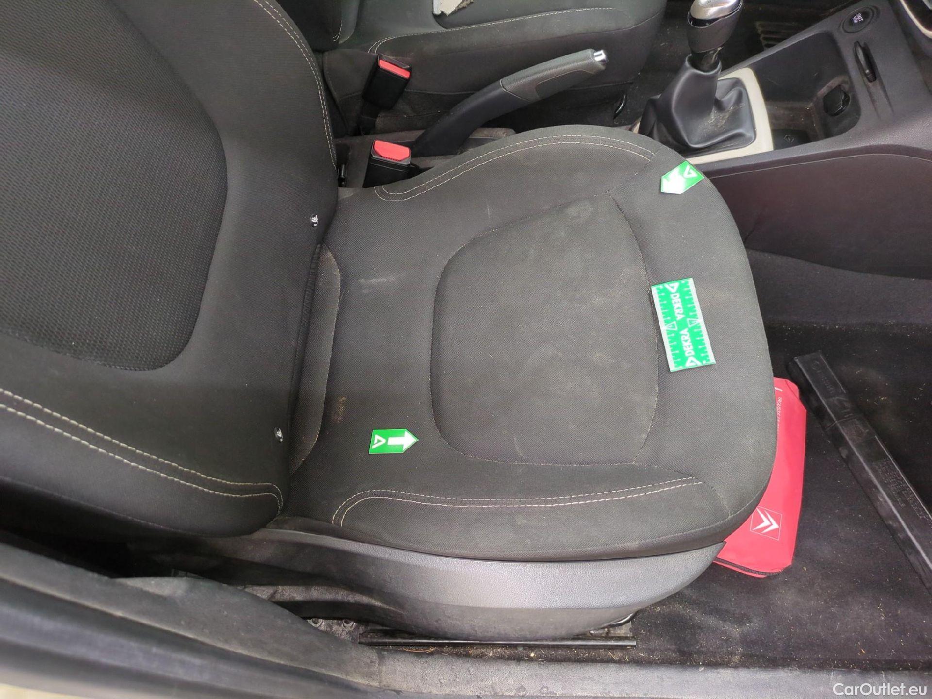  Renault  Captur  5p Crossover Business dCi 90 / TRANSFO VP/VF #13