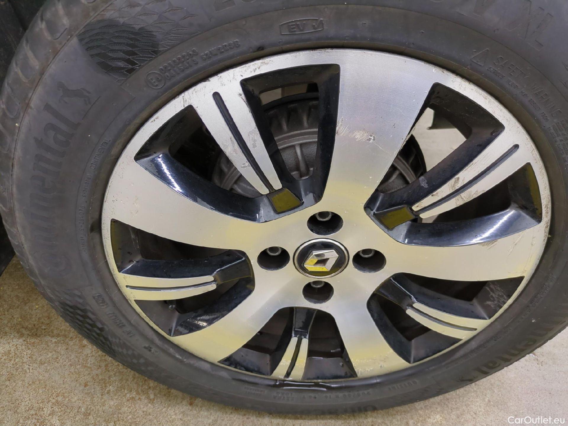  Renault  Captur  5p Crossover Business dCi 90 / TRANSFO VP/VF #24