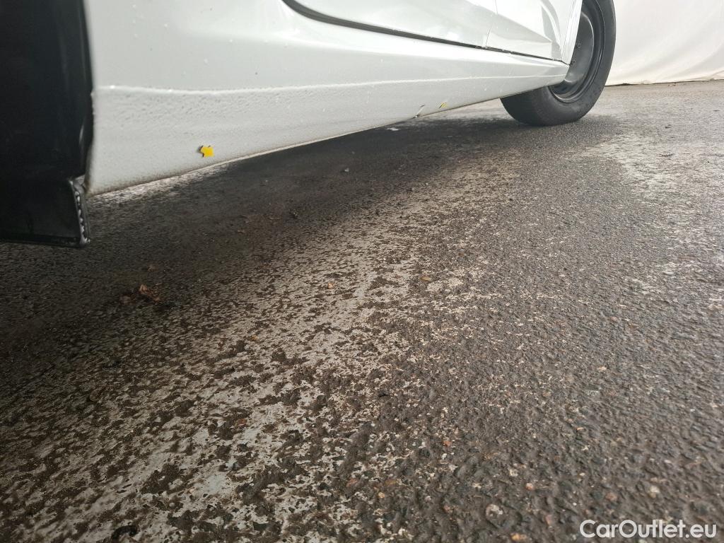  Renault  Megane  IV Berline 5pt. Société Air 1.5 dCi 90CV BVM6 E6 #46