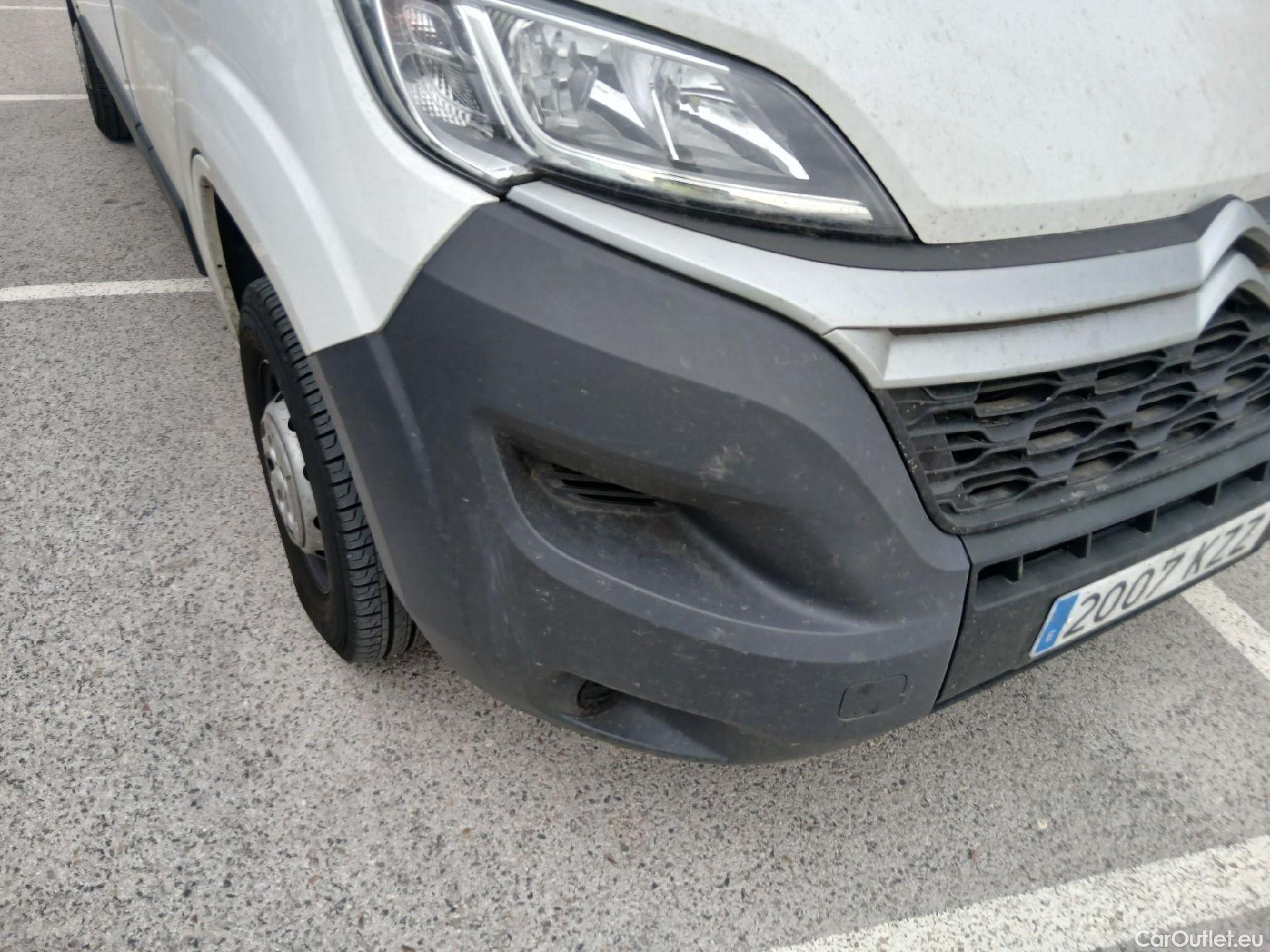  Citroen  Jumper CITROEN  / 2014 / 4P / furgón BlueHDi 96KW (130CV) Furgón 35L2H2 #25