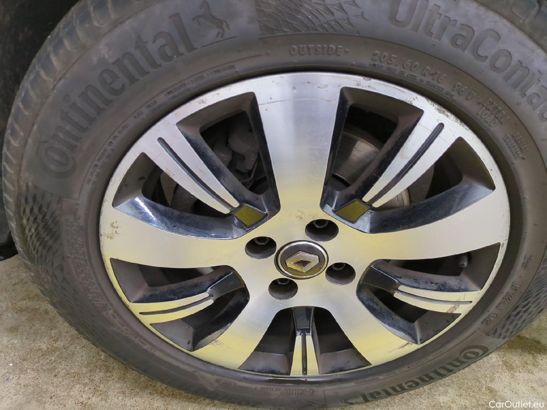  Renault  Captur  5p Crossover Business dCi 90 / TRANSFO VP/VF #15