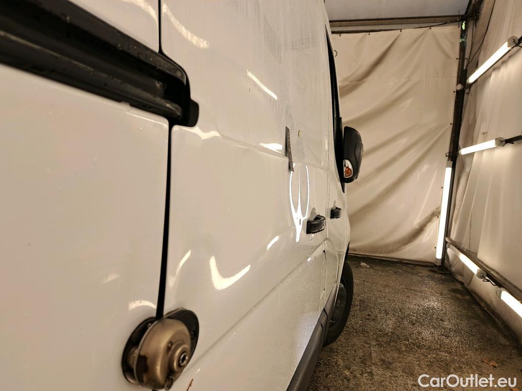  Renault  Master RENAULT  / 2014 / 4P / Fourgon tôlé &FG GCf Trac F3300 L1H1 dCi 110 Euro6 #23