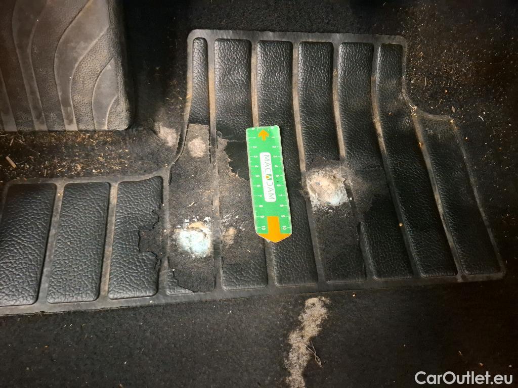  Renault  Megane  IV Berline 5pt. Société Air 1.5 dCi 90CV BVM6 E6 #4