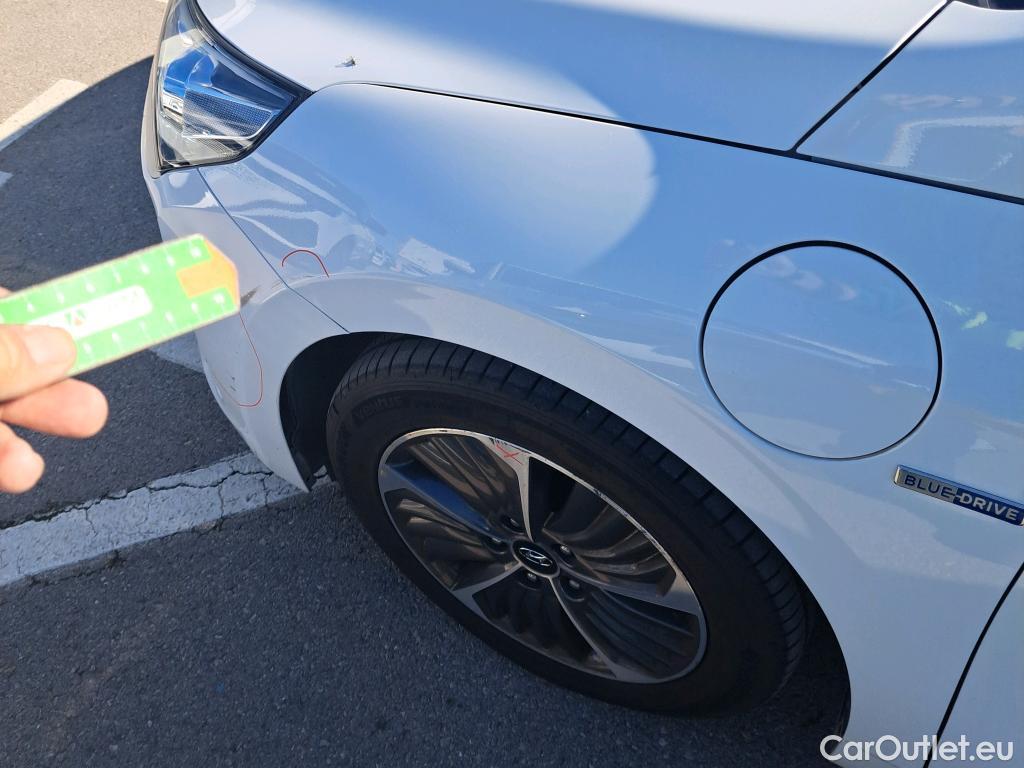  Hyundai   Ioniq HYUNDAI / 2019 / 5P / berlina con portón 1.6 GDI PHEV Klass DCT #53