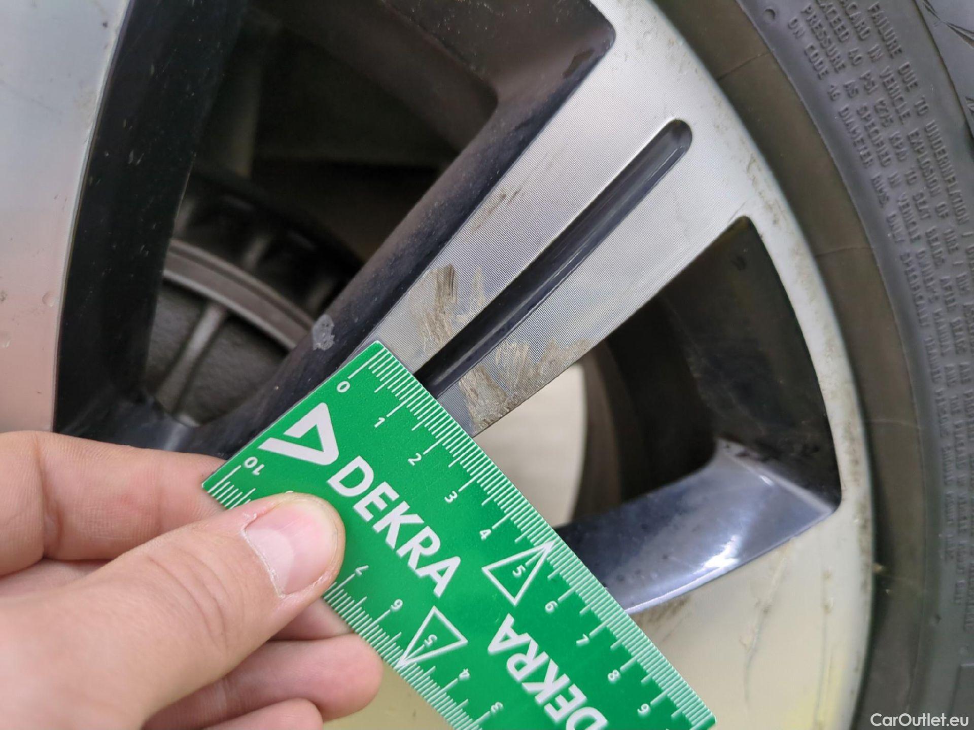  Renault  Captur  5p Crossover Business dCi 90 / TRANSFO VP/VF #27