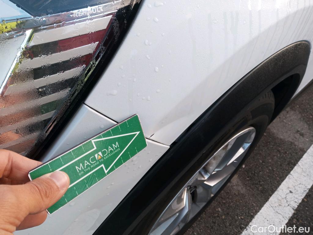  Renault  Captur RENAULT  / 2019 / 5P / todoterreno Intens TCe 90 (AC) #3