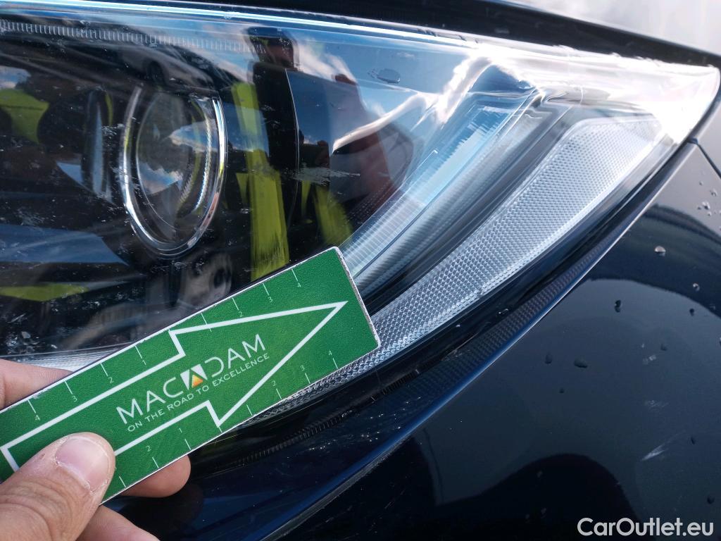  Toyota  Corolla TOYOTA  / 2019 / 5P / berlina con portón 2.0 180H ADVANCE E-CVT #35