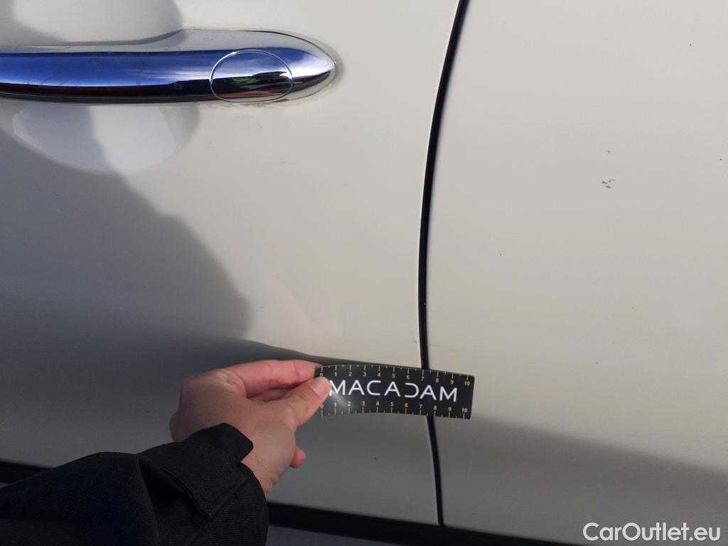  Mini  Cooper MINI MINI / 2014 / 5P / berlina con portón ONE 5 PUERTAS (CX) #19