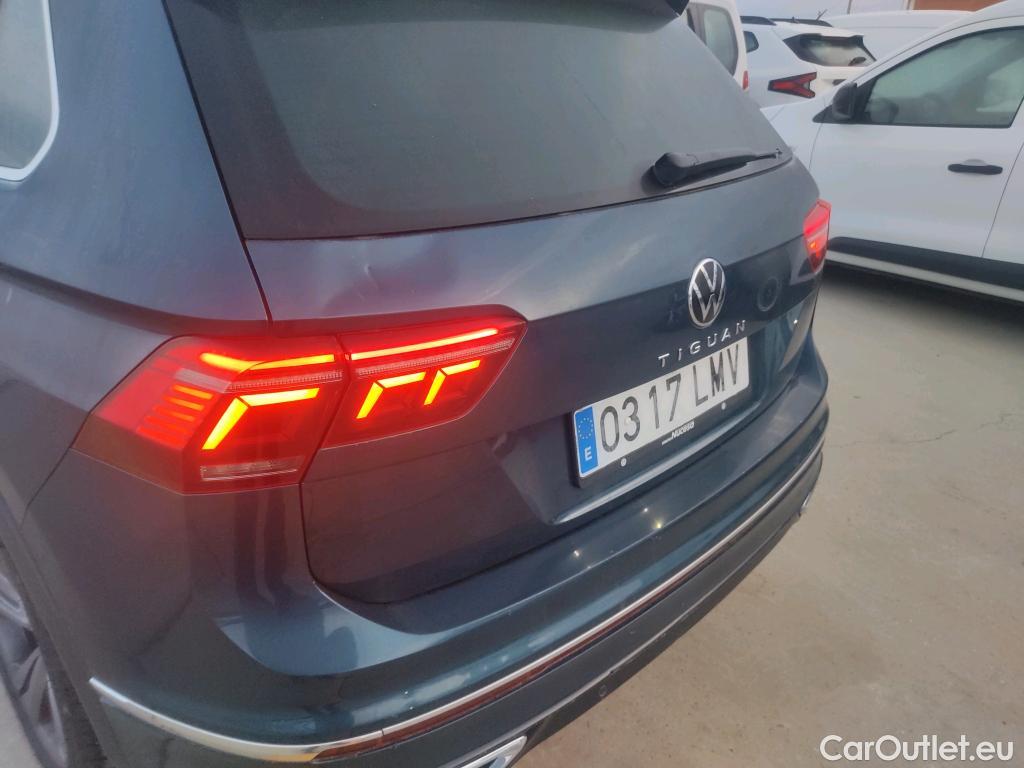  Volkswagen  Tiguan VOLKSWAGEN  / 2020 / 5P / todoterreno R-Line 2.0 TDI 110kW (150CV) DSG #1