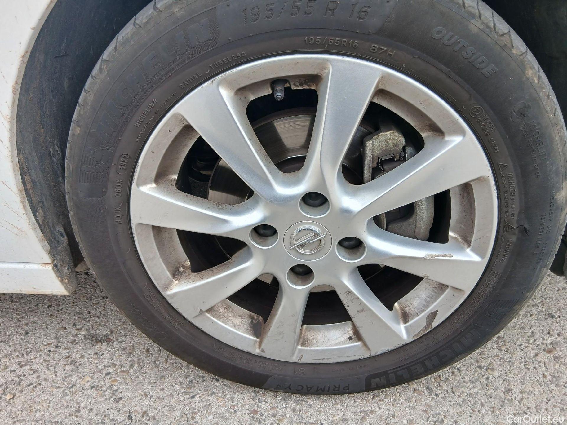  Opel  Corsa OPEL  / 2019 / 5P / berlina con portón 1.2T XHL 74kW (100CV) Edition #47