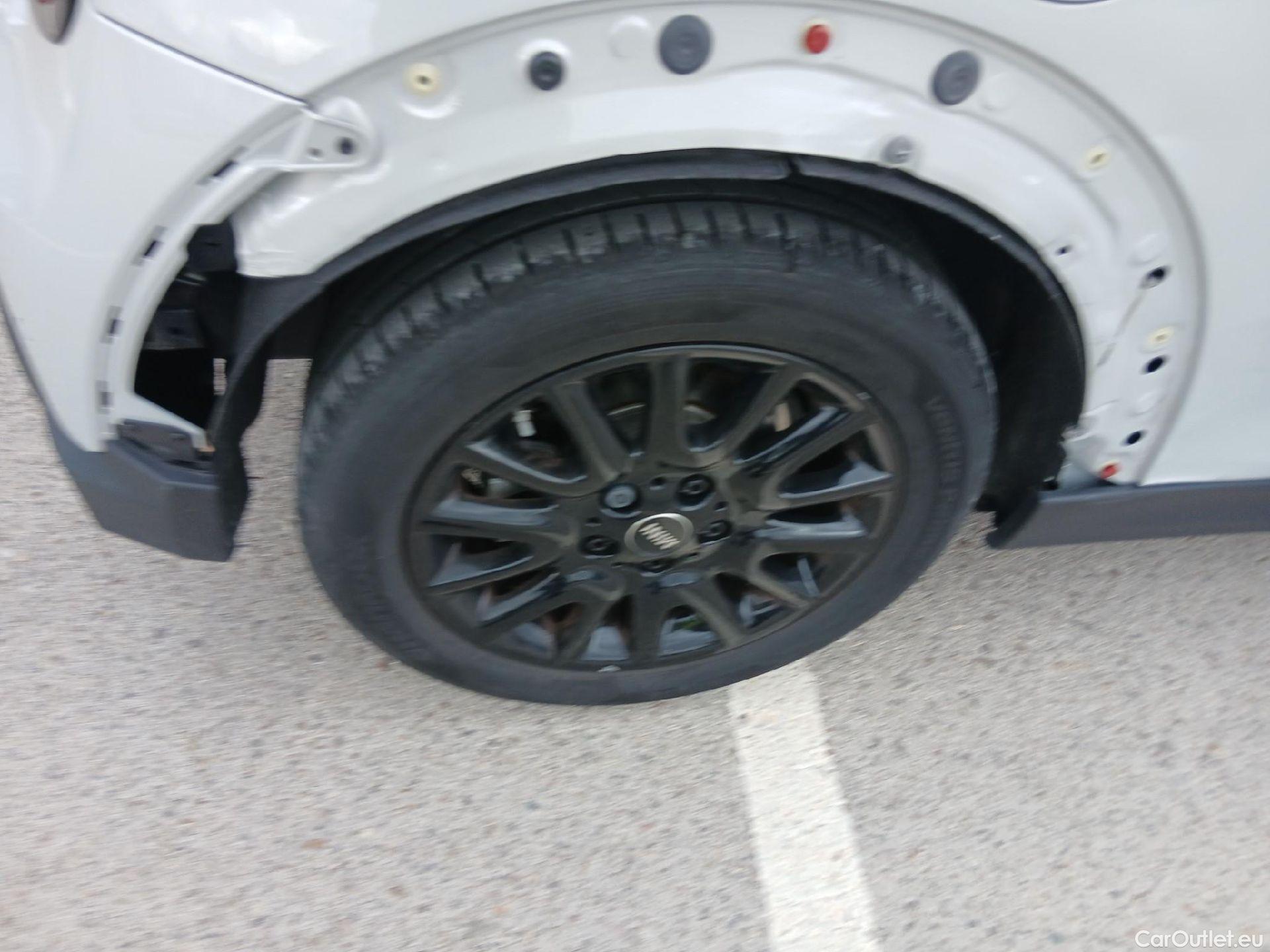  Mini  Mini   / 2021 / 3P / berlina con portón COOPER #4