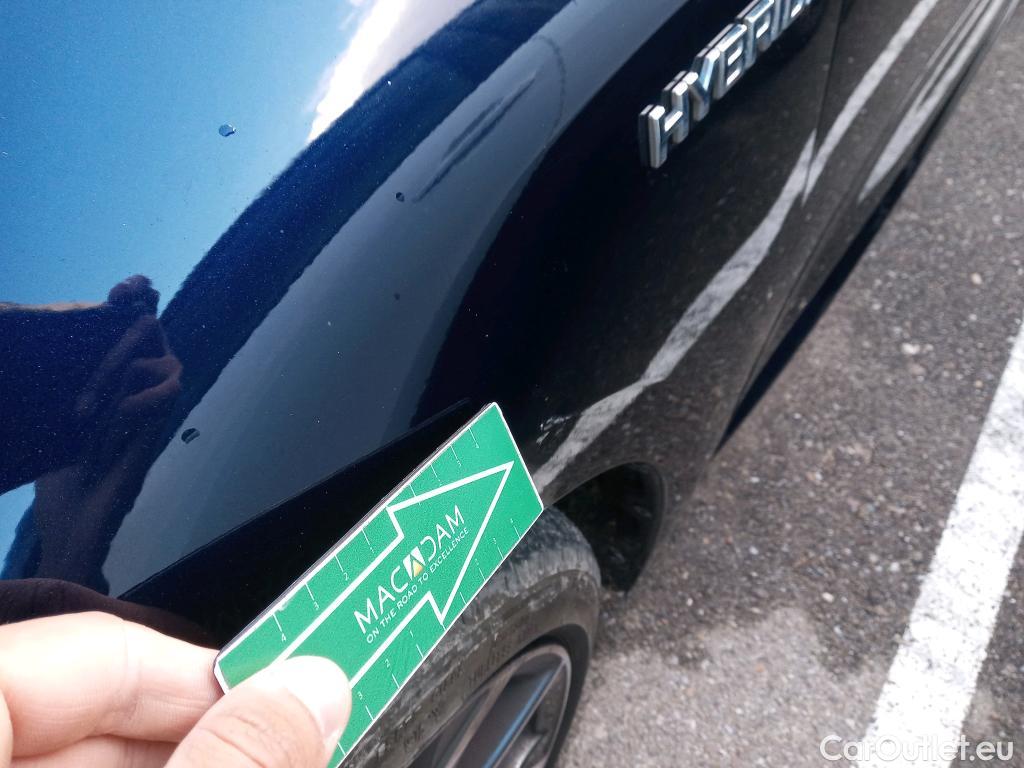  Toyota  Corolla TOYOTA  / 2019 / 5P / berlina con portón 2.0 180H ADVANCE E-CVT #15