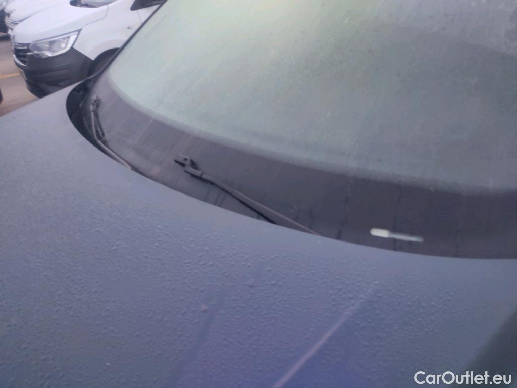  Volkswagen  Tiguan VOLKSWAGEN  / 2020 / 5P / todoterreno R-Line 2.0 TDI 110kW (150CV) DSG #17