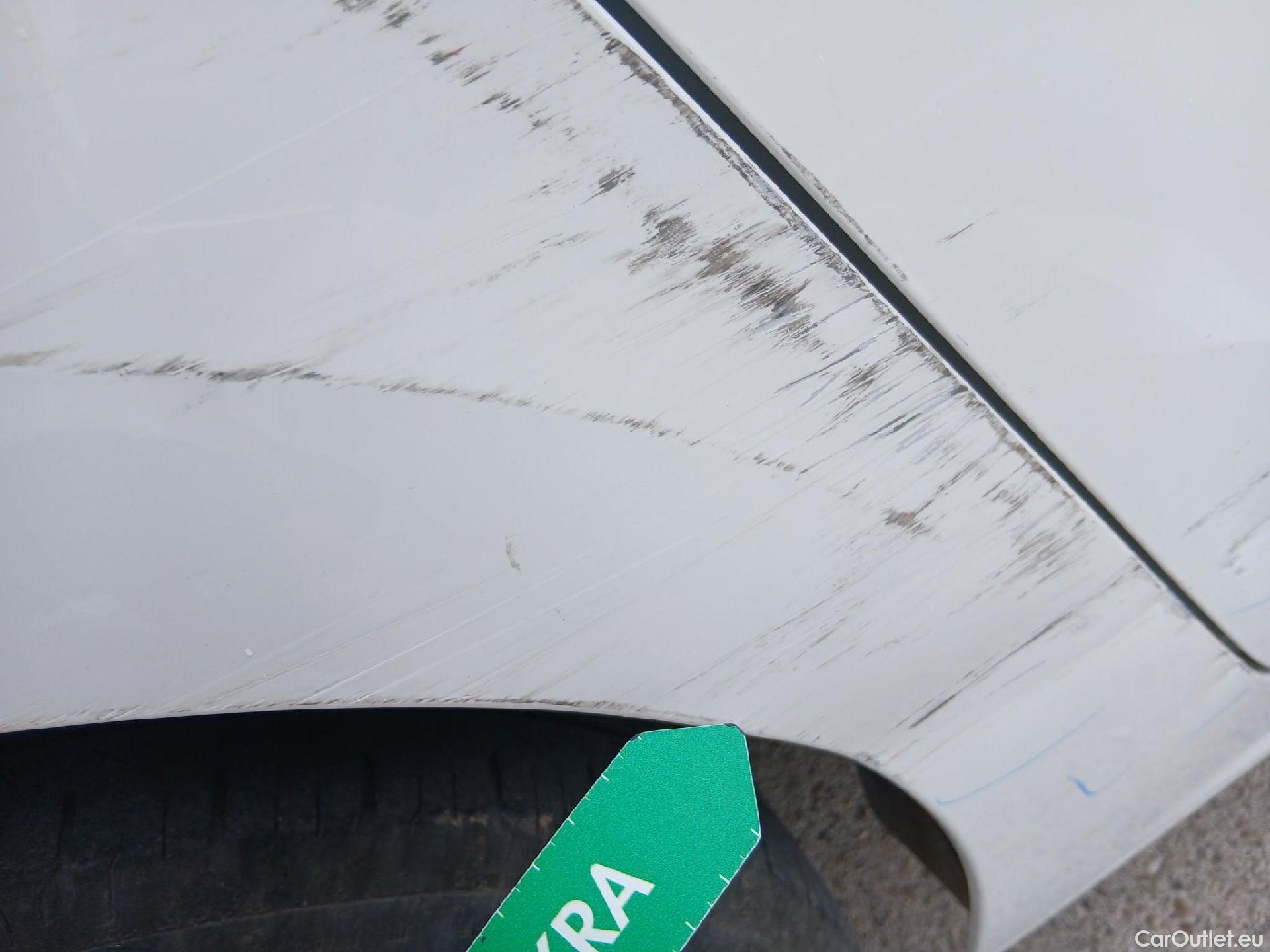  Opel  Corsa OPEL  / 2019 / 5P / berlina con portón 1.2T XHL 74kW (100CV) Edition #37