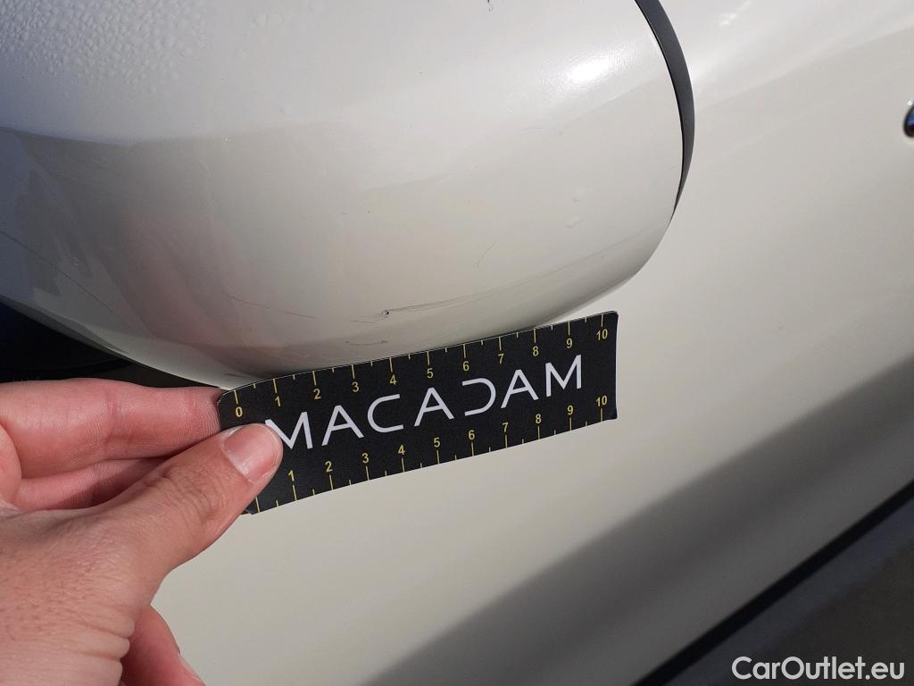  Mini  Cooper MINI MINI / 2014 / 5P / berlina con portón ONE 5 PUERTAS (CX) #35