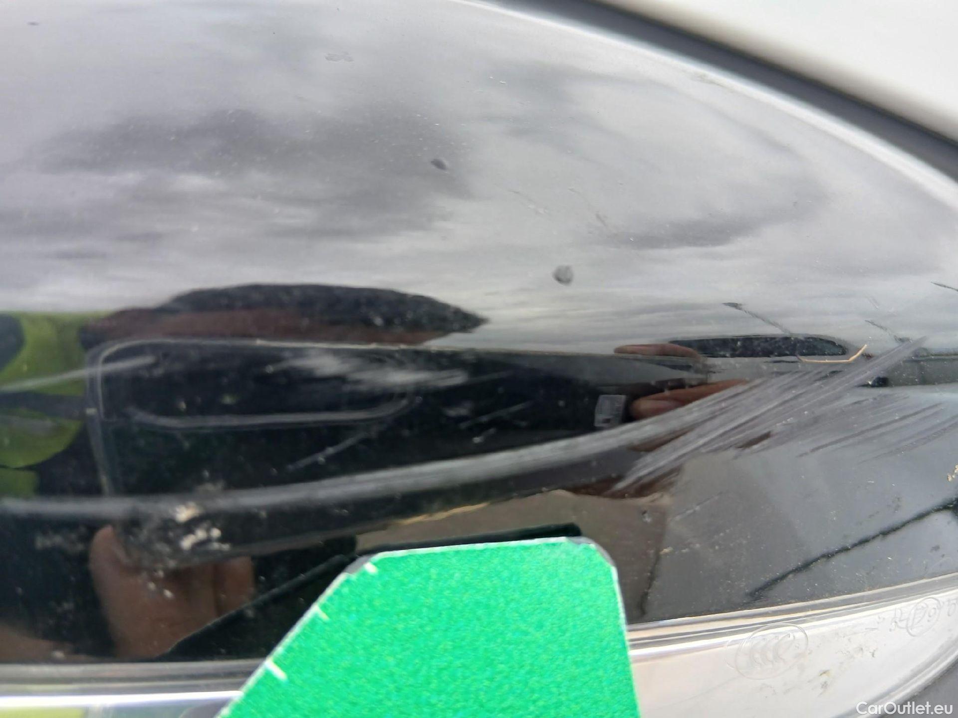  Opel  Corsa OPEL  / 2019 / 5P / berlina con portón 1.2T XHL 74kW (100CV) Edition #43