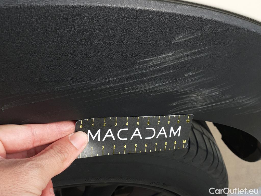  Mini  Cooper MINI MINI / 2014 / 5P / berlina con portón ONE 5 PUERTAS (CX) #29