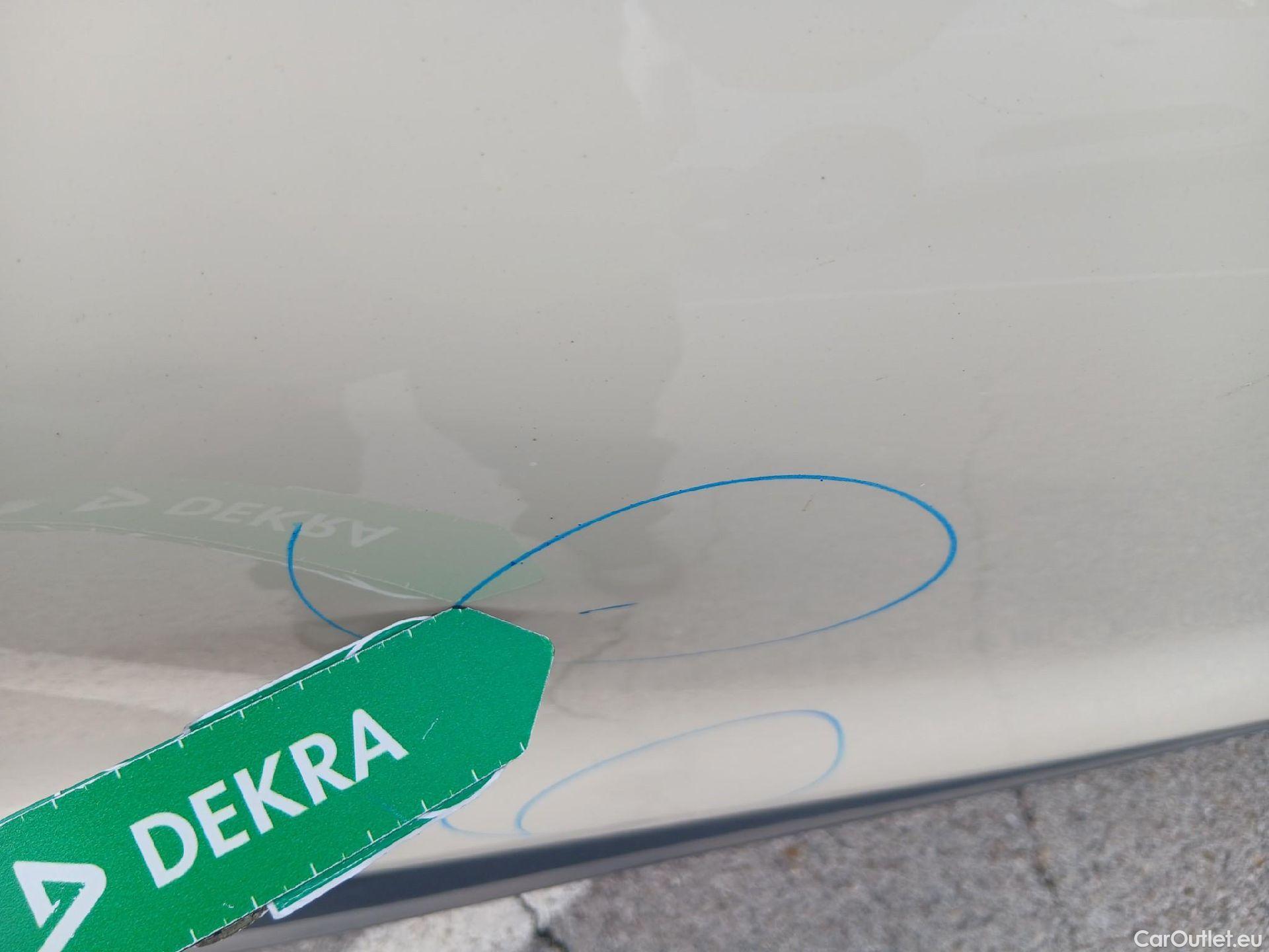  Renault  Captur  Zen 0.9 TCe 90CV MT5 E6 #53